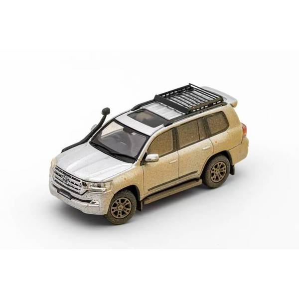 1/64 トヨタ ランドクルーザーLC200 Backpack version シルバー 右ハンドル仕様 完成品ミニカー KS072-151