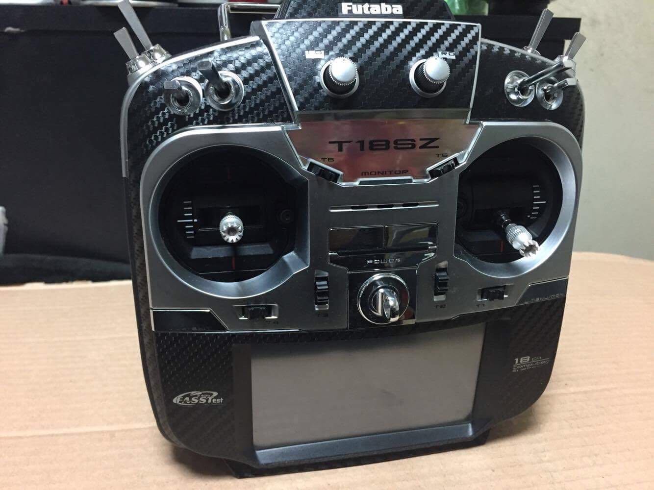 Futaba T18SZ 18ch 送信機 【公式通販】
