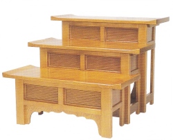 ヒナ壇 栓 三段