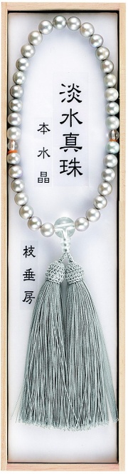 淡水真珠　女性片手
