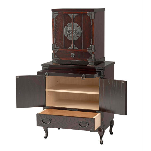 岩谷堂箪笥 岩手県 仏壇 ダークウッド 2扉 1台座 1引き出し 箪笥 重厚感 岩谷堂箪笥 | 株式会社岩谷堂タンス製作所