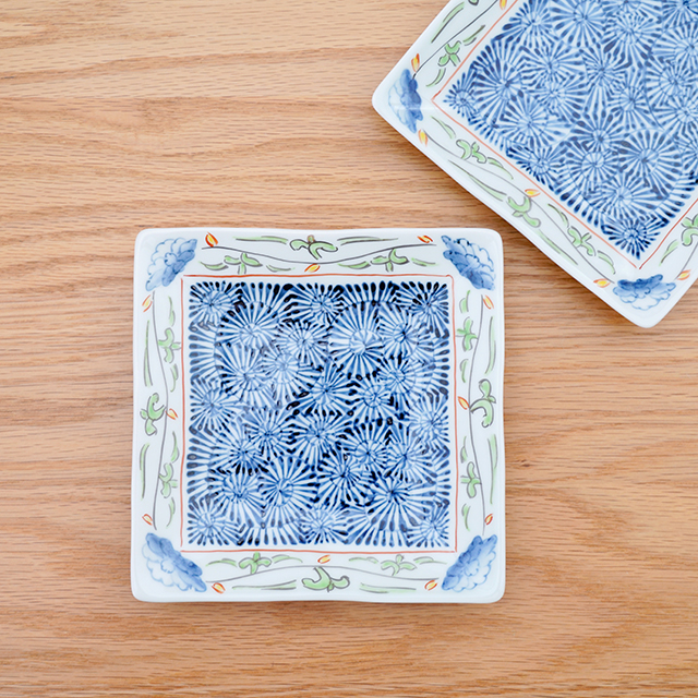 染錦渕唐草蛸唐草正角皿［そうた窯］│パンやケーキ皿として