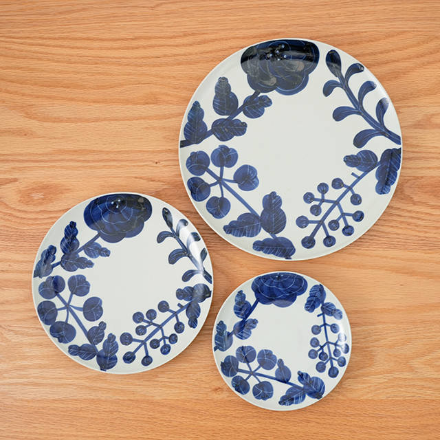 藍土　藍土な休日　和食器　通販　波佐見焼　光春窯　フルール　プレート　丸皿　ケーキ皿　取皿　パン皿　カジュアル