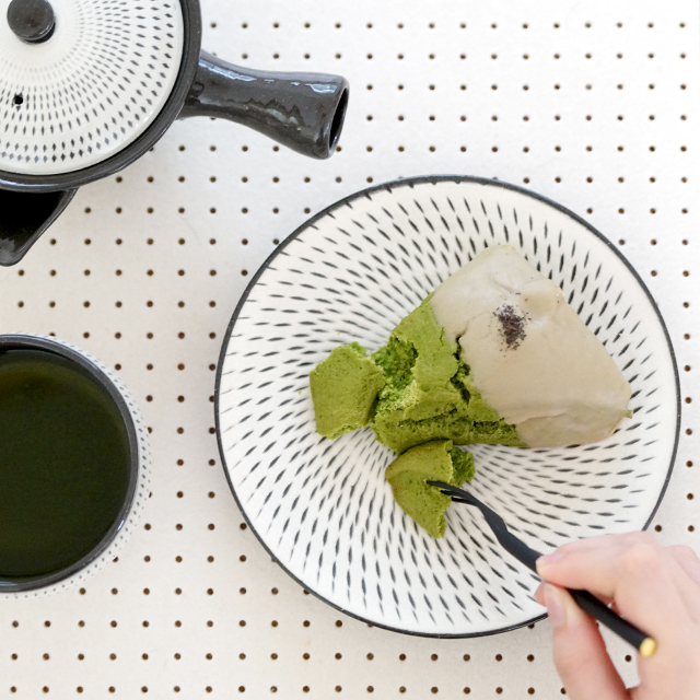 波佐見焼 利左エ門窯 「とびかんな5寸皿」 毎日使いたくなる存在感