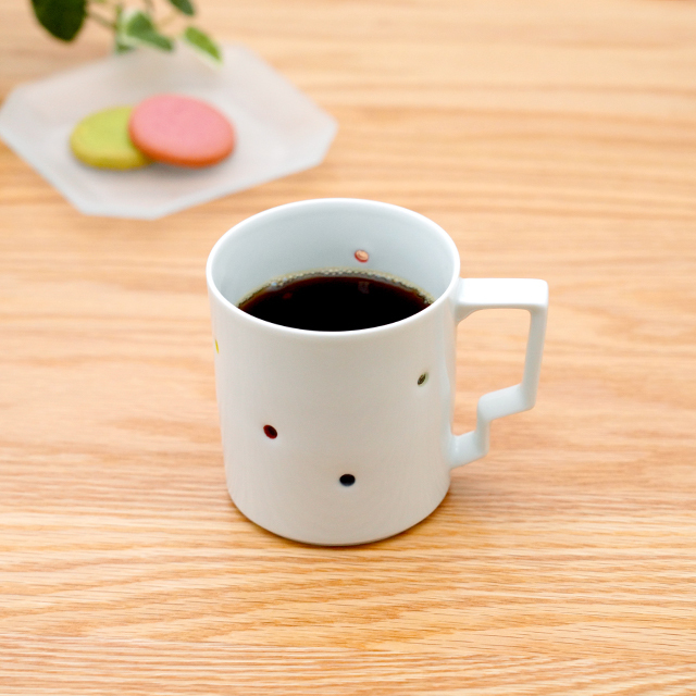 波佐見焼 丹心窯 「カラフルドットマグ」カラフルが愛らしい、水晶彫の