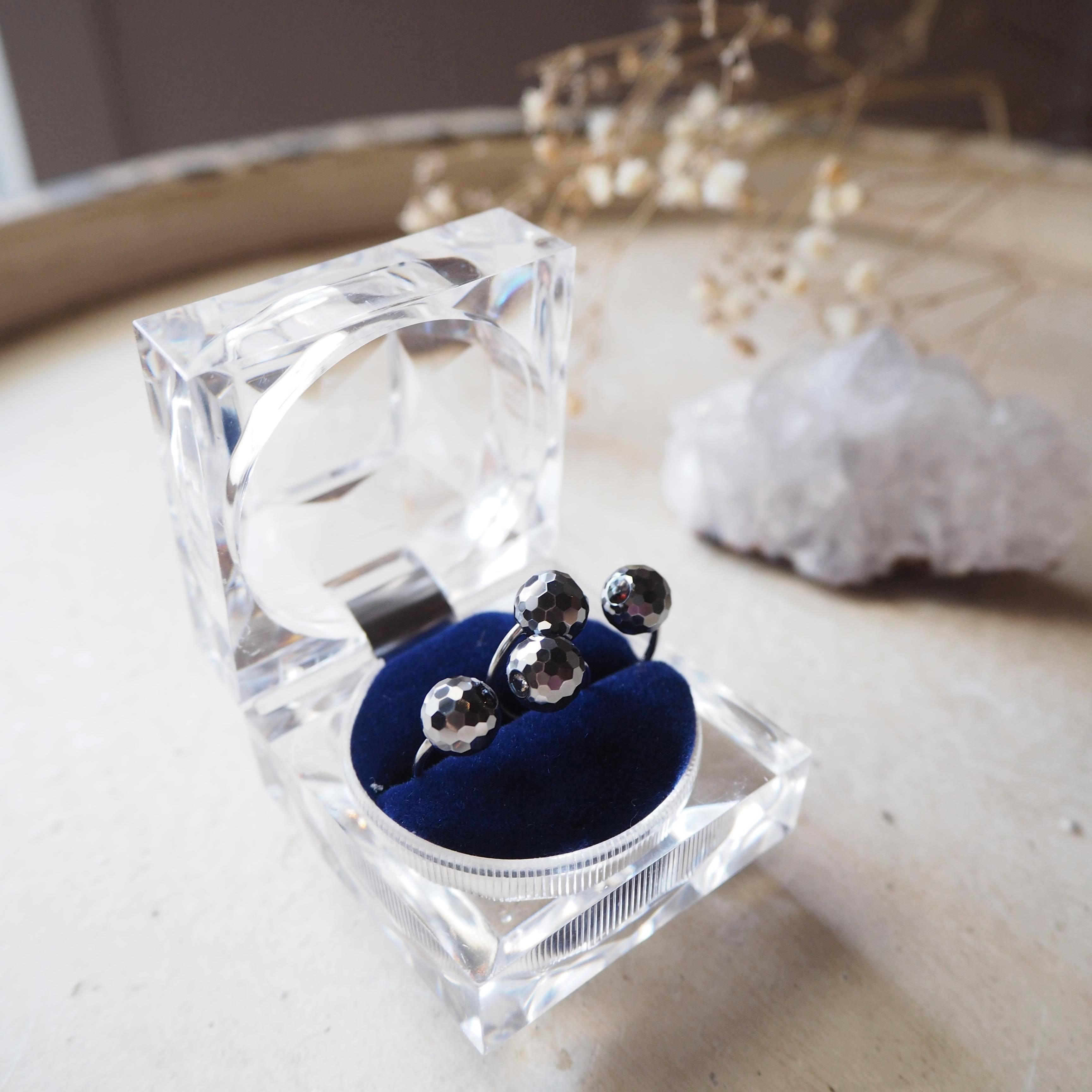 ガーネット テラヘルツイヤーカフ