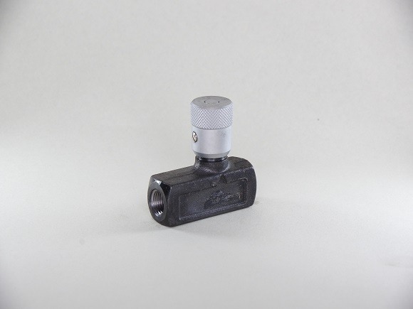 １／４ニードルバルブ ジャパンメイド HT-728N-02-NPT