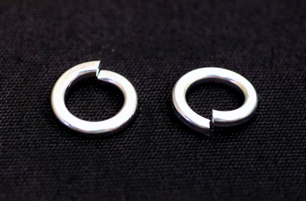 スプリングワッシャ M10 φ16 （ユニクロ）