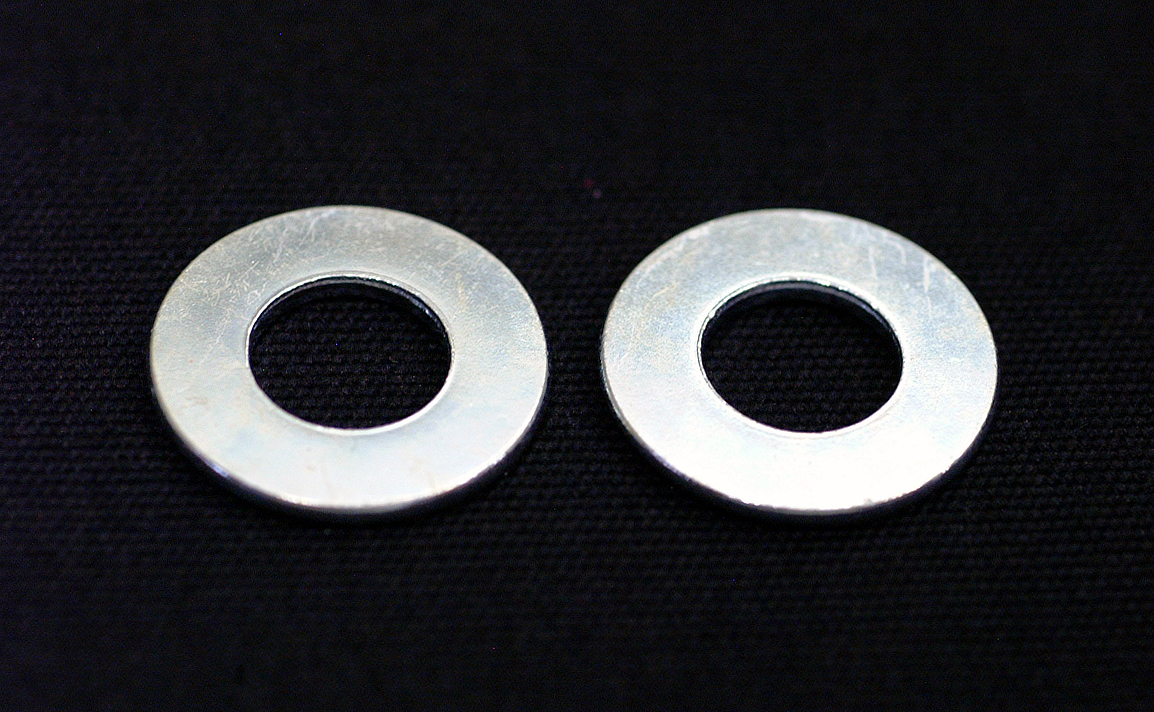 平ワッシャ M10 φ22×Ｔ1.6 （ユニクロ）