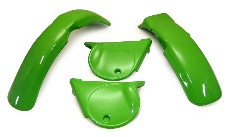 1979 KX80 プラスチックセット（4ｐｃｓ）