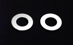 平ワッシャ M8 φ16×Ｔ1.2 （ユニクロ）