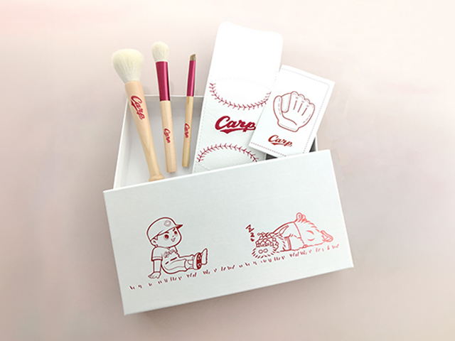 Carp メイクブラシ3本＆ブラシケースセット