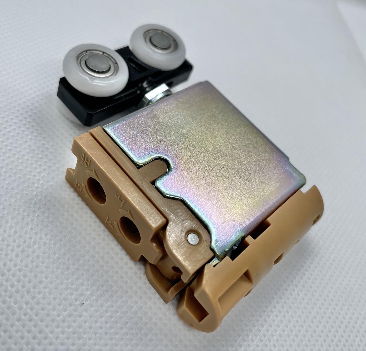 スガツネ工業　ランプ　FD30SP-WRH-N　上ローラー　デュアルソフトクローザー対応　上吊式引戸金物　250-055-996【在庫あり】【店頭受取可能】