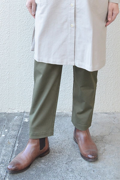 【SALE50%OFF】コンパクトツイルエアパウダー起毛 テーパードパンツ(全2色）