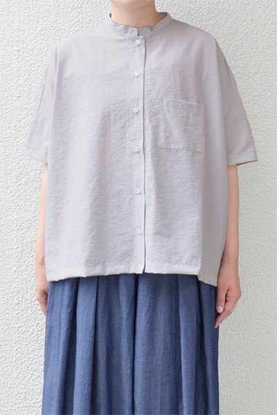 【SALE20%OFF】【メール便送料無料】タイプライター ワイドブラウス(全2色）
