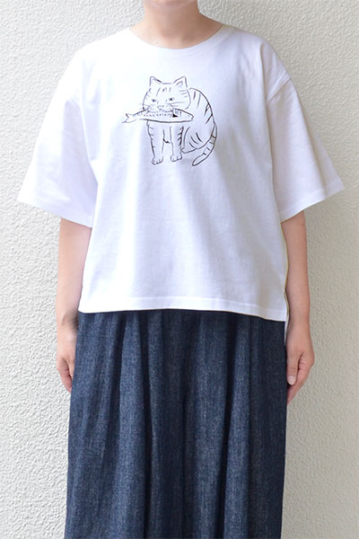 【メール便送料無料】ネコプリントTシャツ(全2色）