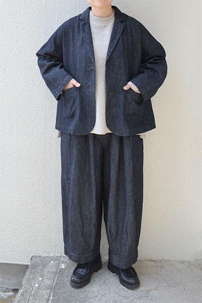 【送料無料】コットンリネンデニム テーラードジャケット(ネイビー）