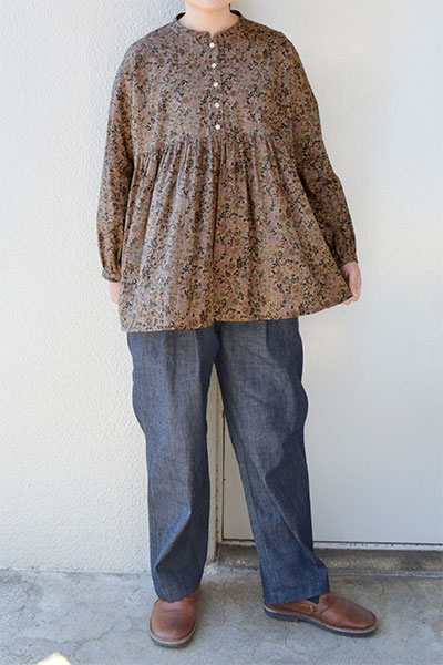 【送料無料】スモーキープリント 切替ギャザープルオーバー