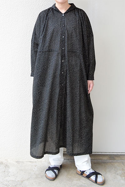 【送料無料】ランダムドット ショールカラーワンピース（ブラック）