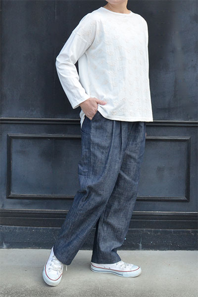 【クーポン対象】【メール便送料無料】コットン天竺刺繍 ボートネックワイドプルオーバー(全2色)