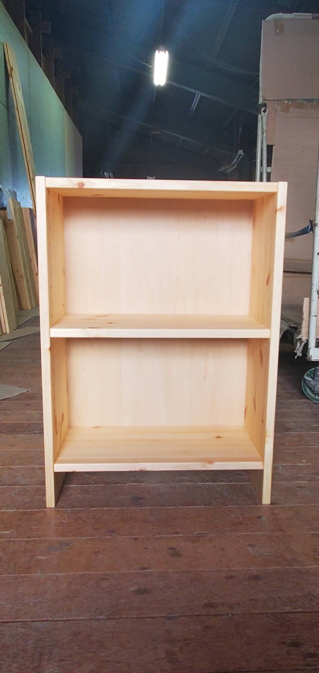 本棚 高さ61～70cm、横幅41～50cm、奥行き25cmの本棚ユニットです