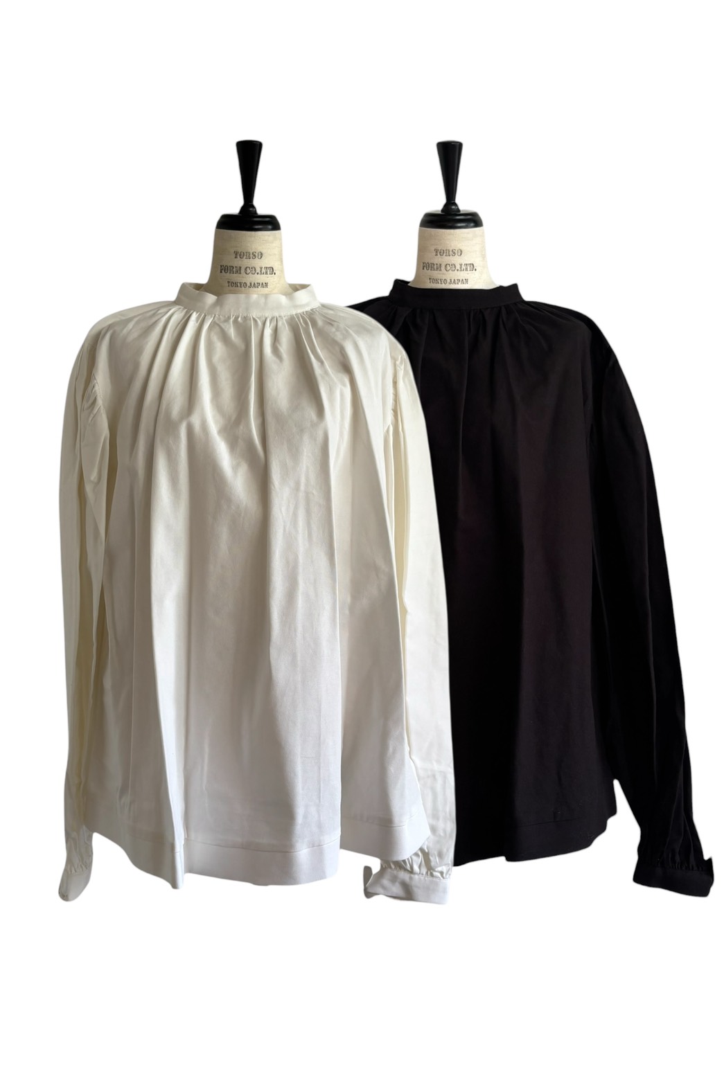 【MAISON ELLIE】high-necked collar gather blouse