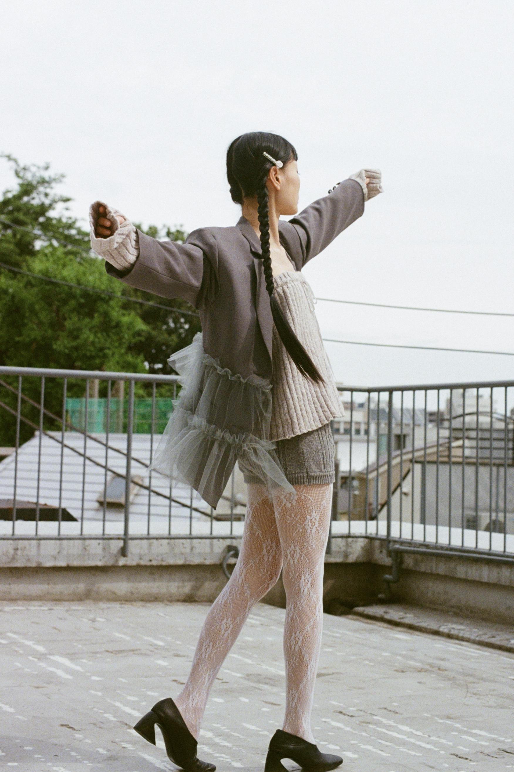 HONEY MI HONEY HONEYらしいチュールデザインのオーバーシルエット