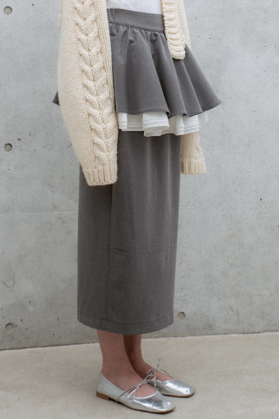 peplum frill tight skirt