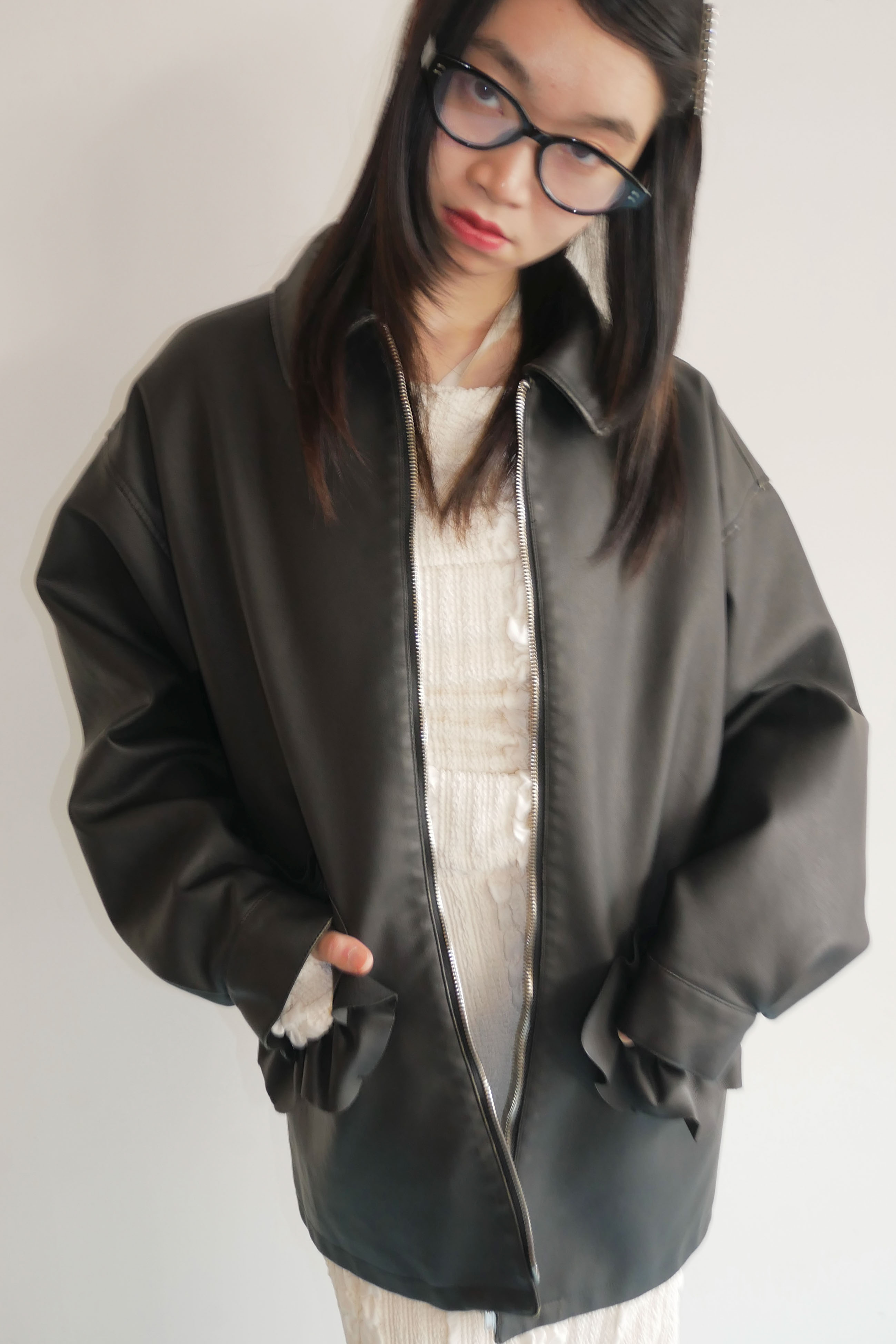 HONEY MI HONEY｜フリルポケットレザーライクブルゾン｜甘さと大人っぽ