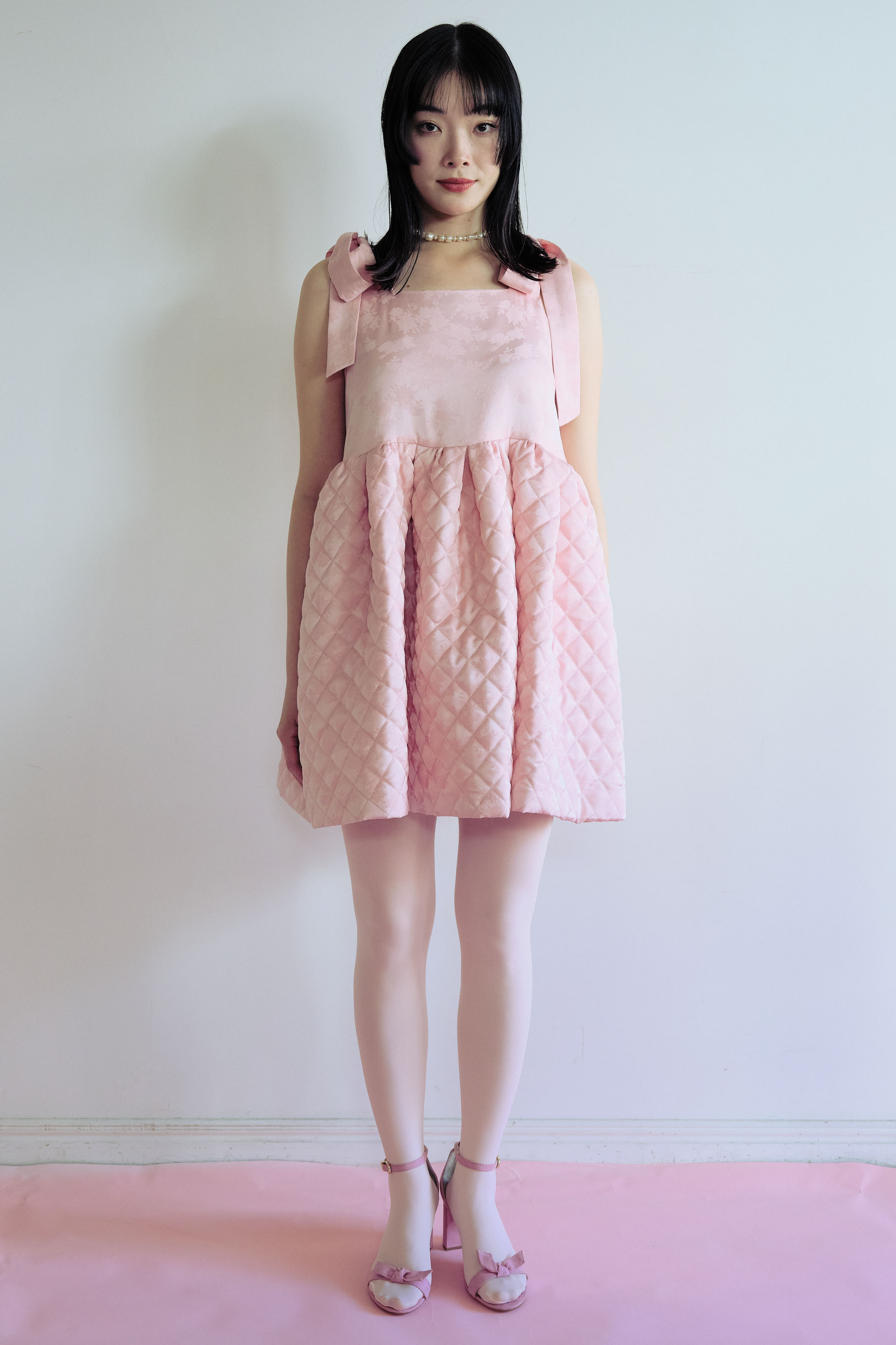 HONEY MI HONEY｜quilting rose satin tiered mini one-piece