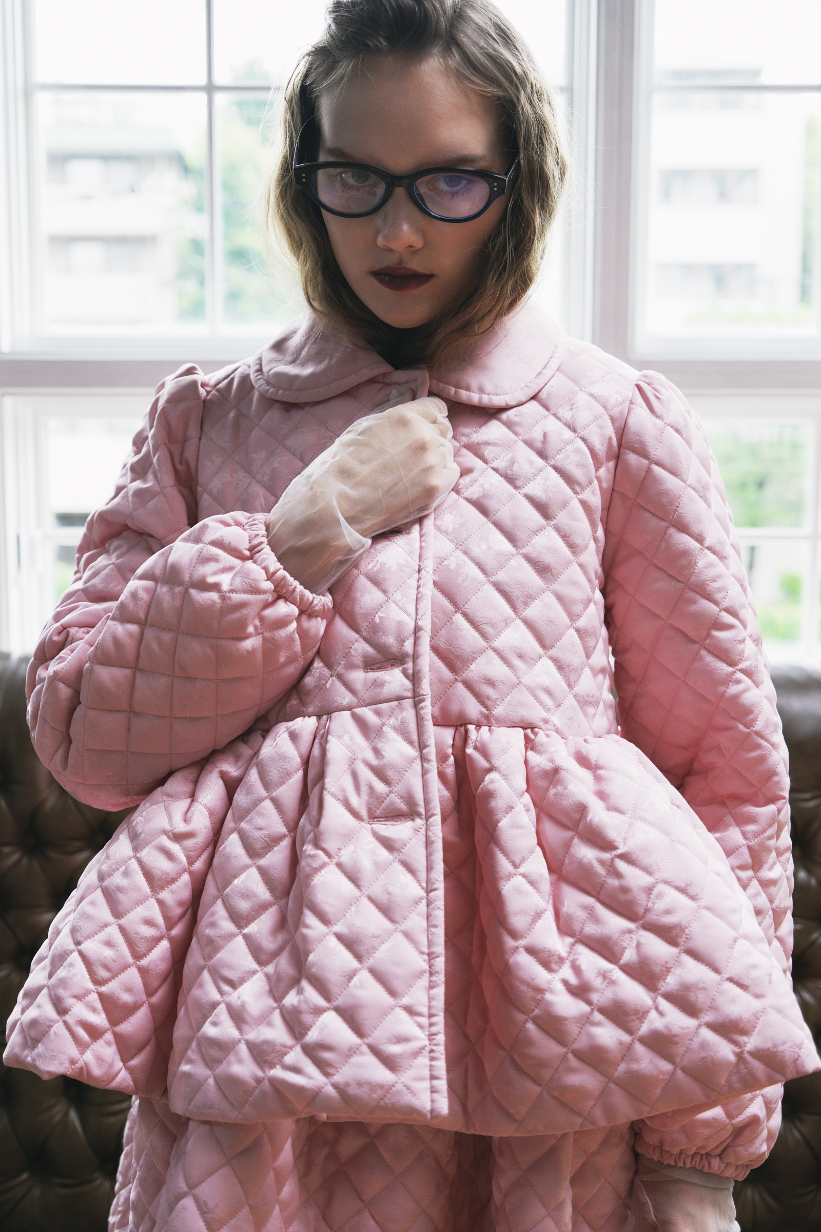 HONEY MI HONEY｜ローズサテンキルティングコート｜ペプラムデザイン