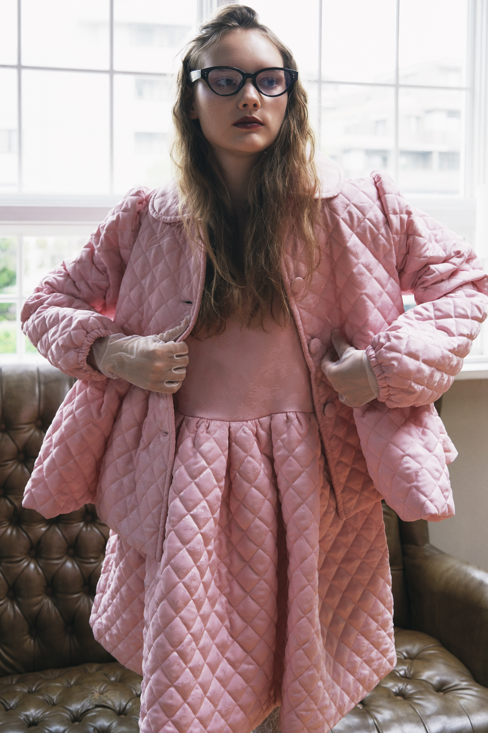 HONEY MI HONEY｜ローズサテンキルティングコート｜ペプラムデザイン