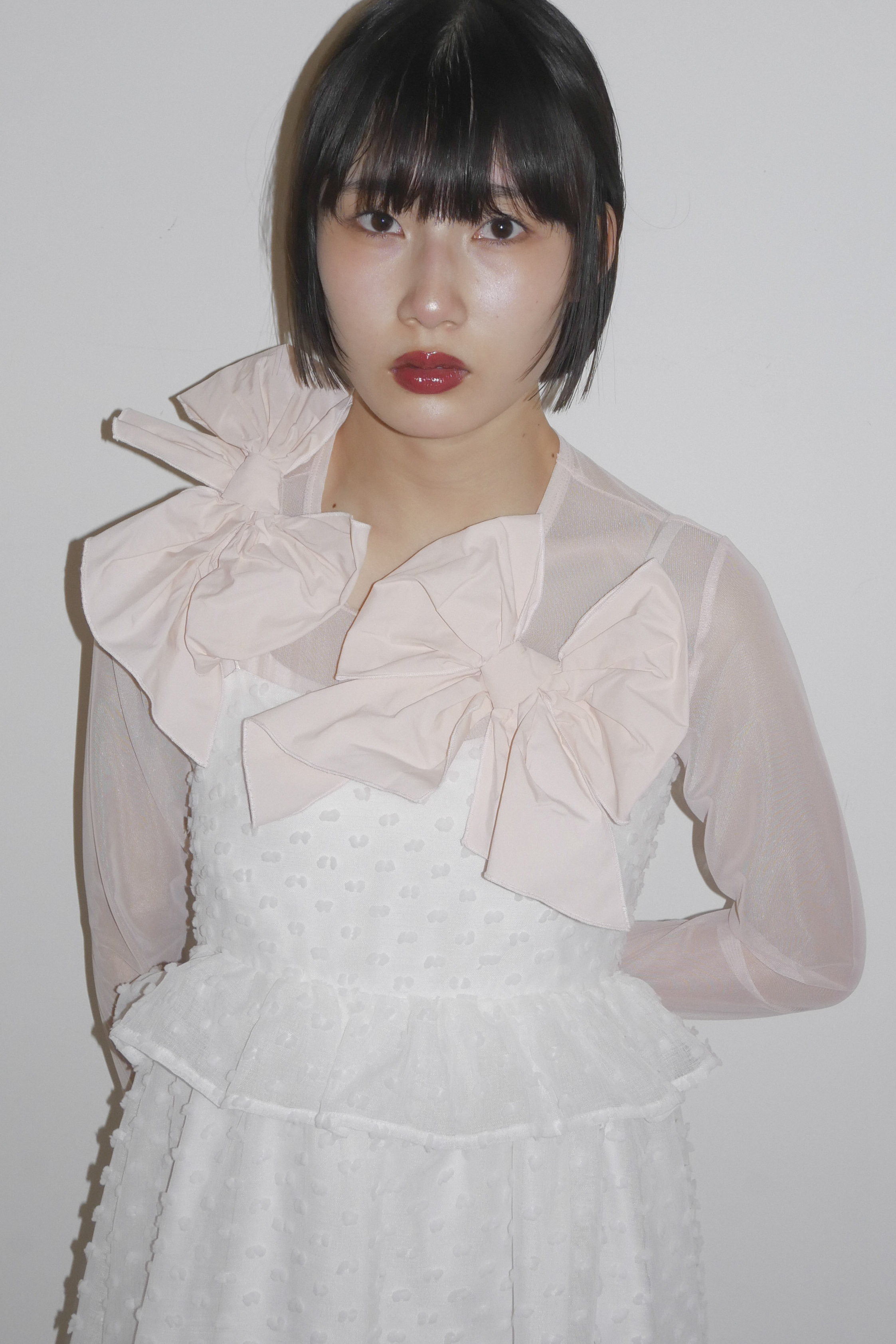 ESPRIT｜taffeta ribbon sheer tops