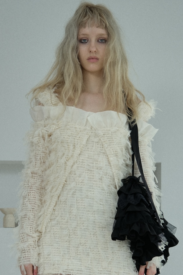 fringe off shoulder cardigan | HONEY MI HONEY