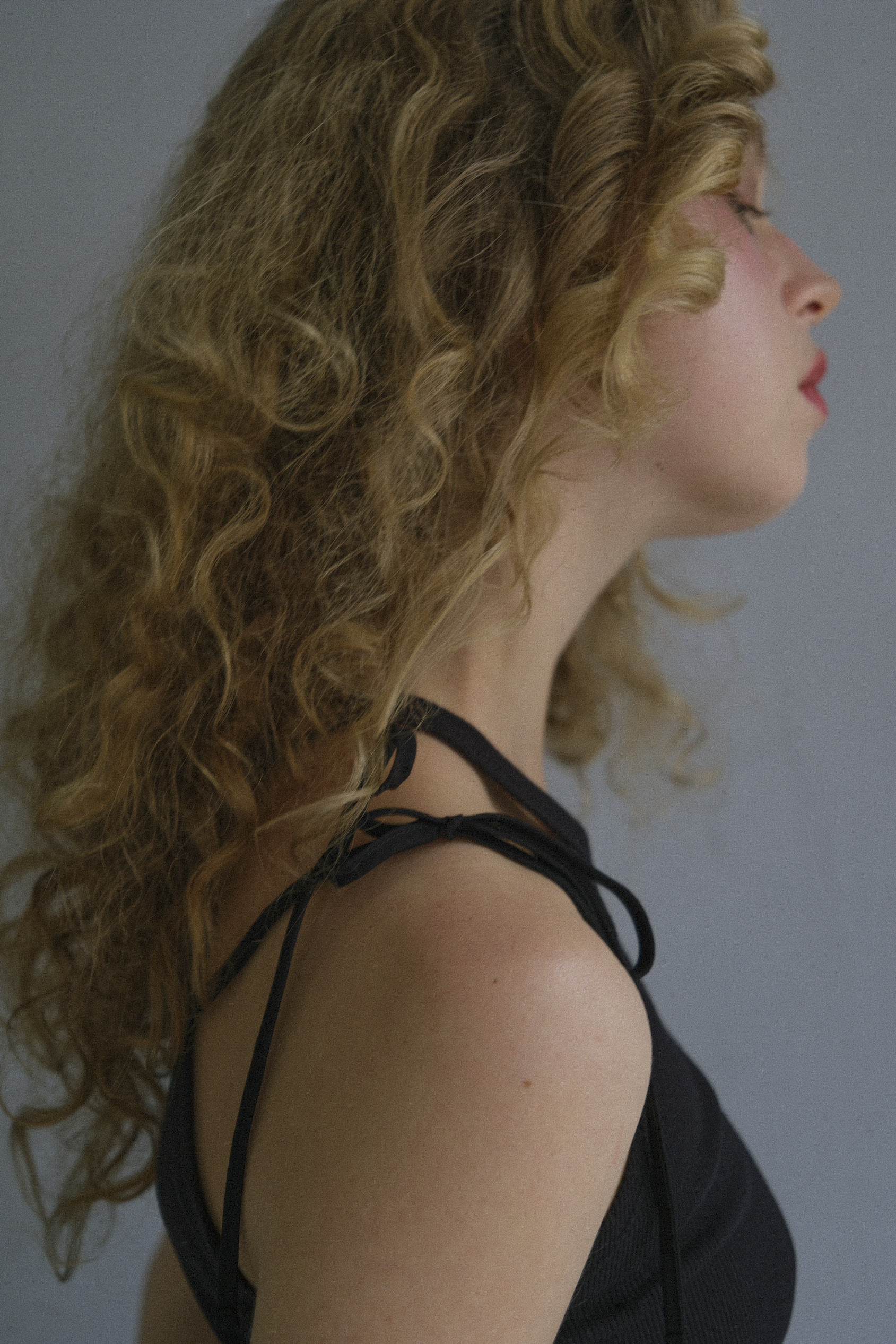 rib ribbon halter tops | HONEY MI HONEY