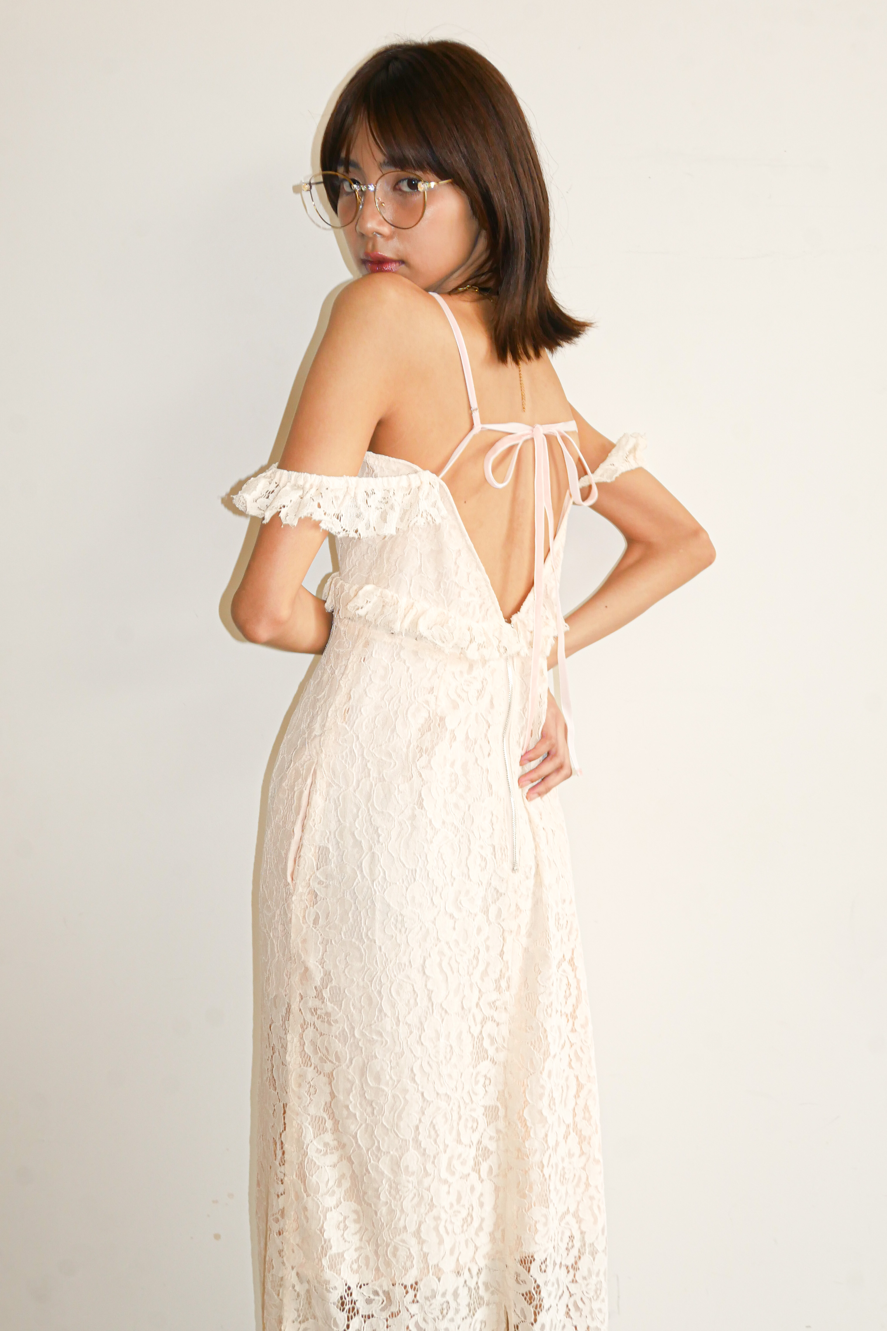 lace off shoulder camisole one-piece | HONEY MI HONEY