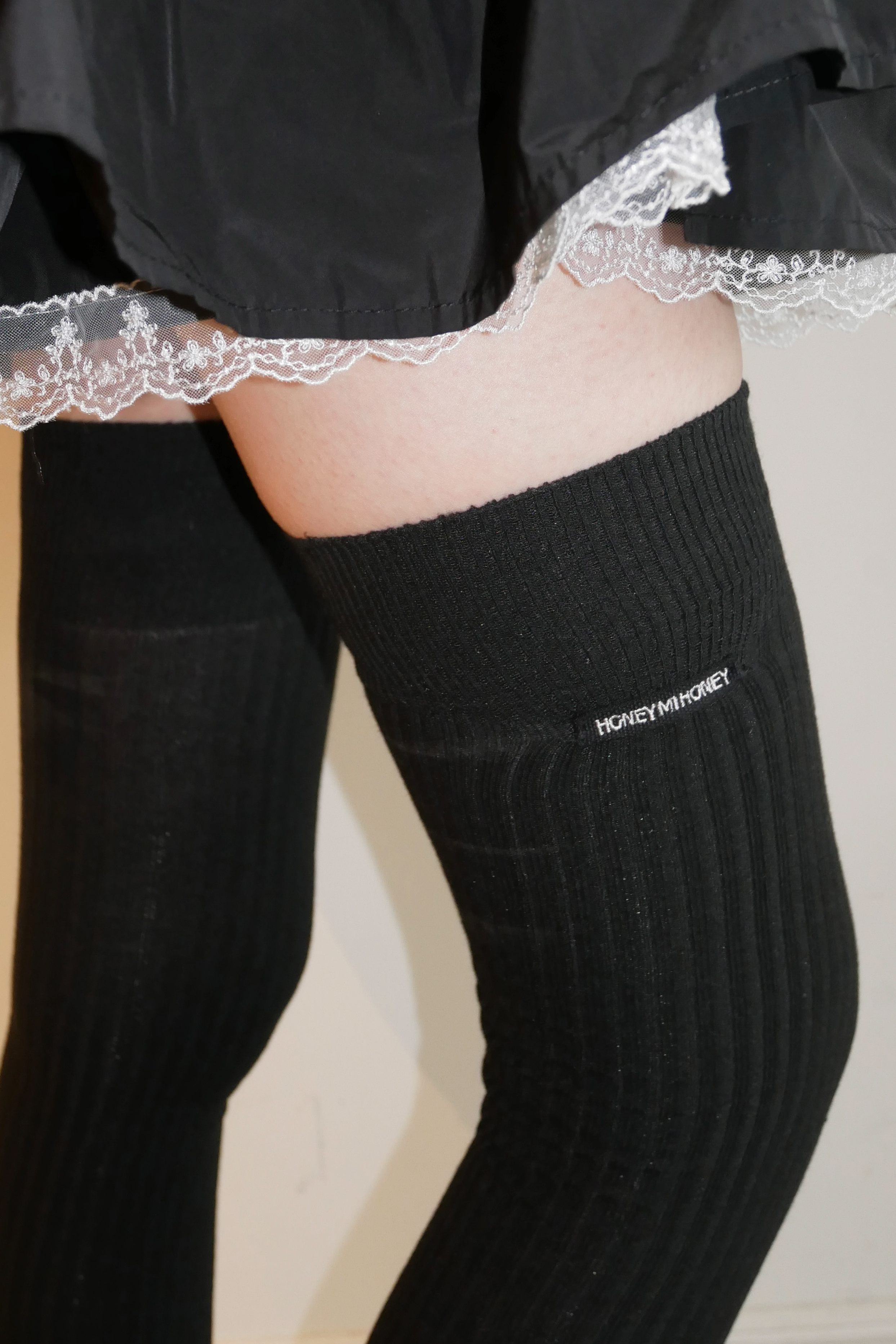 HONEY MI HONEY】HONEY logo long socks HONEY.MALL