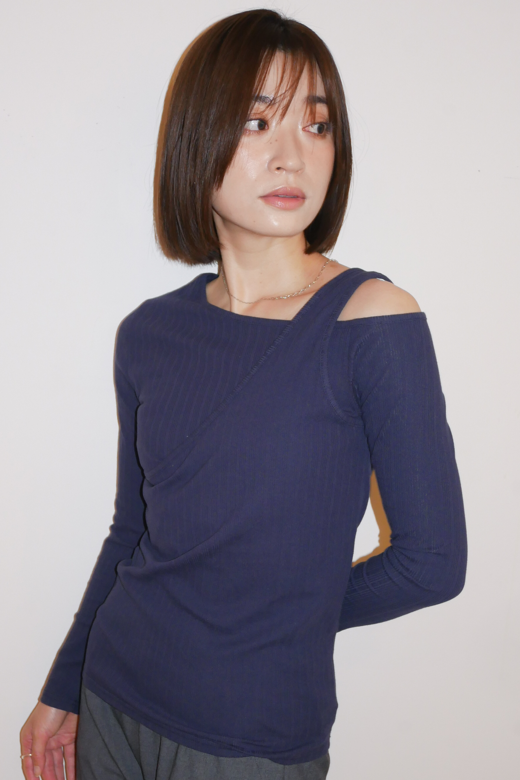 【ALORA THE WAY】one shoulder rib tops