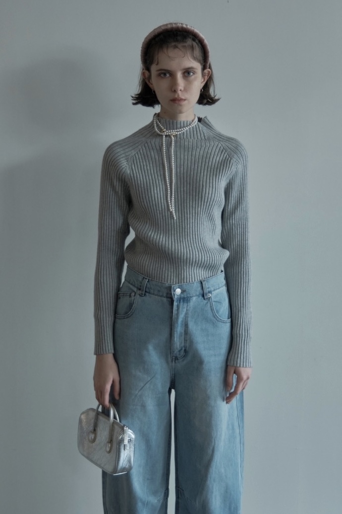 【ALORA THE WAY】rib highneck knit