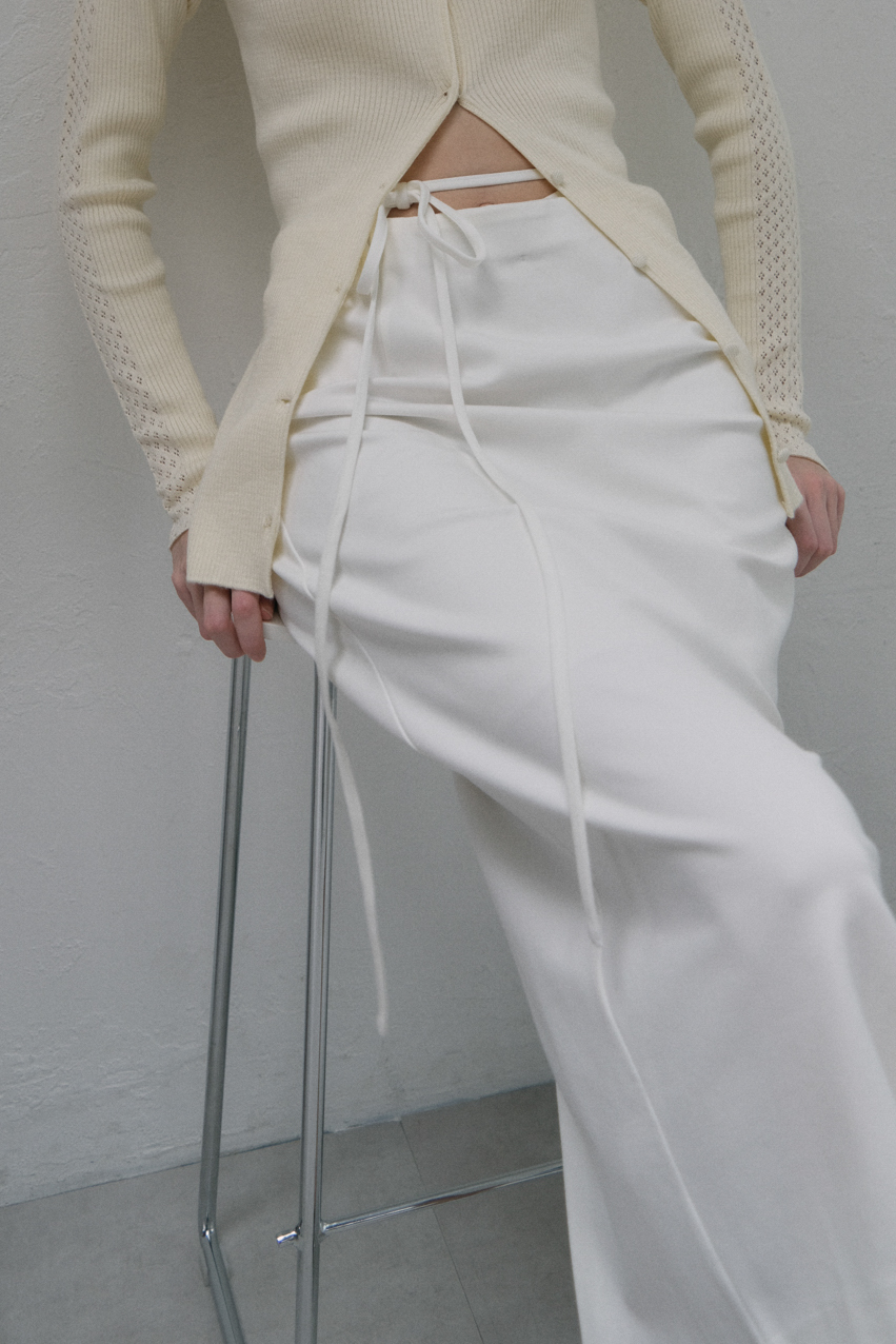 【ELLIE】 エリー サテンカットオフトップス【WHITE】 MAISON ELLIE スカート