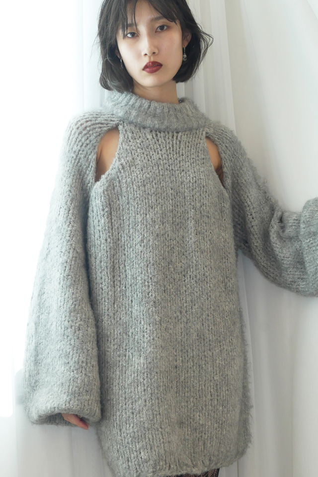 【MAISON ELLIE】shoulder cut off mohair over knit