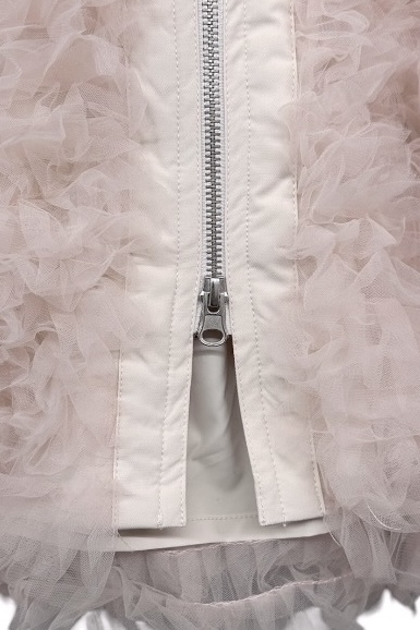 volume tulle blouson
