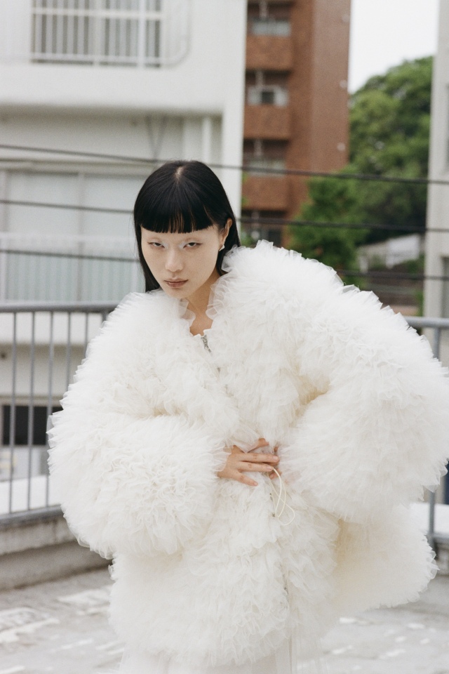 volume tulle blouson