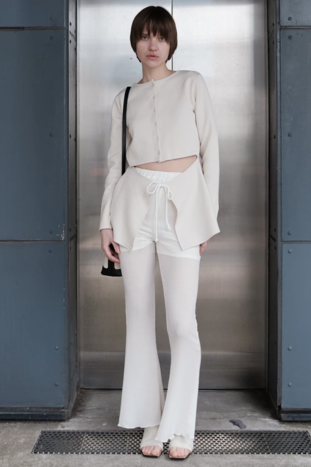 【MAISON ELLIE】crepe chiffon flare pants