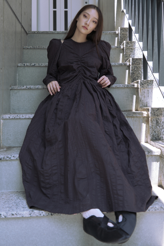 HONEY MI HONEY｜ショルダーカットオフギャザー ロングワンピース