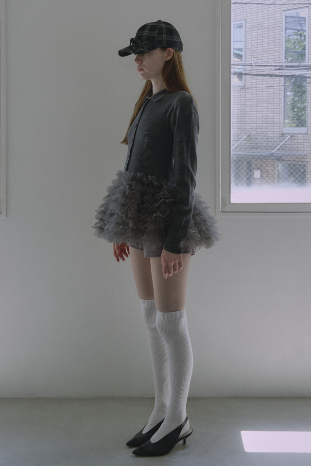 ハニーミーハニー完売！チュールぺプラムポロニットカーディガン黒 ハニーミーハニー完売！チュールぺプラムポロニットカーディガン