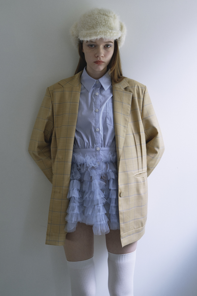 HONEY MI HONEY｜チュールペプラムシャツ｜ふんわりチュールで魅せる