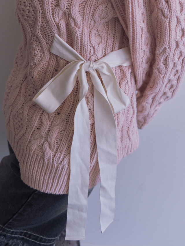 HONEY MI HONEY｜ケーブルリボンニットプルオーバー｜甘さと大人っぽさ