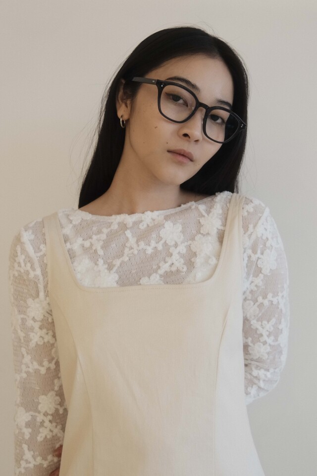 HONEY MI HONEY｜ストレッチデニムワンピース｜フレアシルエットで女性