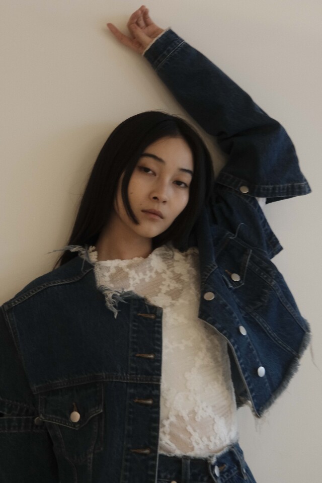 ジャケット・アウター HONEY MI HONEY cropped slit denim jacket cropped slit denim jacket